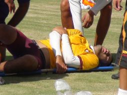 Tras el impacto Zazueta quedó tendido en el campo de prácticas; luego sería llevado al hospital. A NAVARRO  /