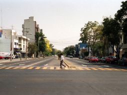 La Secretaría de Vialidad pretende implementar el par vial en La Paz (foto) y Niños Héroes en la tercera semana de septiembre. S. NÚÑEZ  /