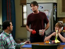 Podrá verse una ceremonia para despedir a Charlie Harper. EL UNIVERSAL  /