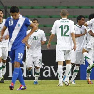 Arabia Saudita se ensaña con Guatemala 6-0.