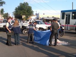 El accidente ocurrió en las esquinas de la Avenida Salvador Orozco Loreto y la calle Cerezo. O. RUVALCABA  /