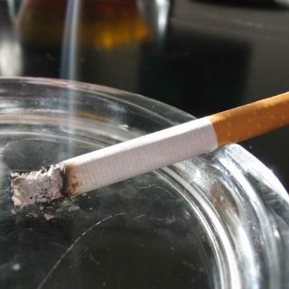 Córdova adelanta que habrá aumento a cigarros en 2012