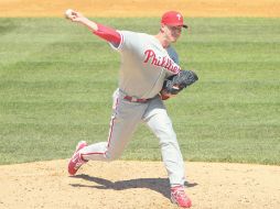 Roy Halladay tuvo ayer un día difícil en el Coors Field al permitir cinco carreras y ocho hits. AFP  /