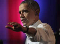 Obama compartió su cumpleaños ante unas dos mil 400 personas que pagaron hasta 38 mil 500 dólares por asistir al festejo. AP  /