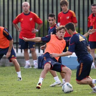 España busca seguir como líder en Mundial Sub-20