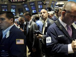 El Dow Jones ha tenido varias fluctuaciones este viernes. EFE  /