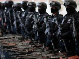 Decomiso de armas en México. El operativo permitió la entrada ilegal al país de armamento comprado por bandas criminales. ARCHIVO  /