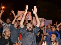Manifestantes exigen el fin del régimen de la familia Assad. AP  /