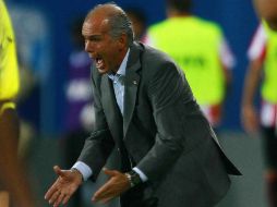 El nuevo seleccionador argentino durante el Mundial de Clubes en 2009 dirigiéndo a Estudiantes de la Plata. MEXSPORT  /