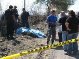 Junto a los cuerpos fue hallado un mensaje firmado por un grupo criminal. ARCHIVO  /