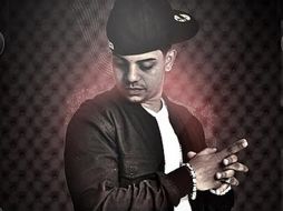 J. Alvarez. ESPECIAL  /