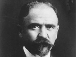 La puja se realizó en la Casa de Subastas Morton. ARCHIVO  /