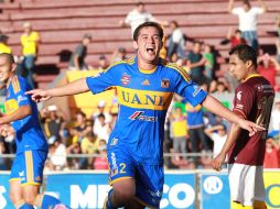 Jiménez llegó por sorpresa al área y metió el gol de la victoria para los felinos. E. PACHECO  /