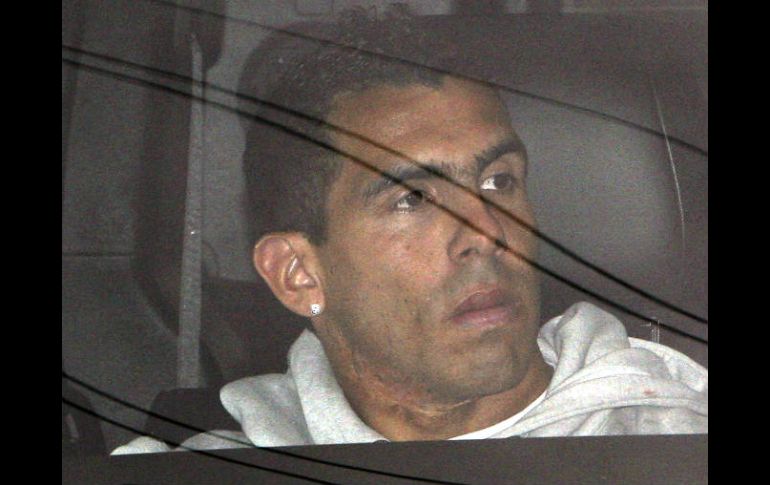 Carlos Tévez llegando al Complejo de entrenamientos Club Carrington en Manchester. REUTERS  /