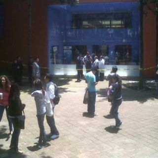 Estalla artefacto casero en Tec del Estado de México