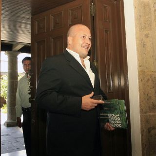 Enrique Alfaro exige apoyos sociales a Desarrollo Humano