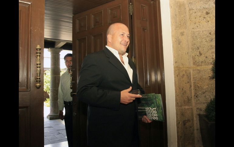 Enrique Alfaro dice que en el caso de Tlajomulco, la afectación sería de más de cuatro millones y medio de pesos. ARCHIVO  /