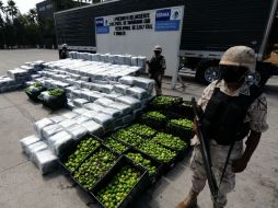 La Sedena resaltó que con este aseguramiento se dio un golpe contundente a la comercialización de drogas. NTX  /