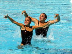 El equipo de nado sincronizado de Costa Rica, durante una exhibición. MEXSPORT  /