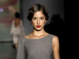 Zapata tiene el proyecto inmediato de desfilar en el Cali Exposhow 2011, la cita de la moda colombiana. EFE  /