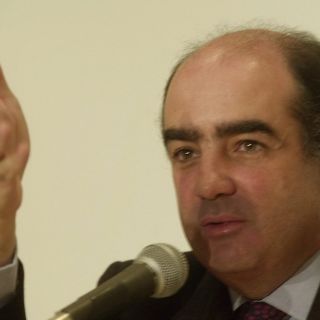 Titular de la Bolsa Mexicana reprocha haber bajado calificación de EU