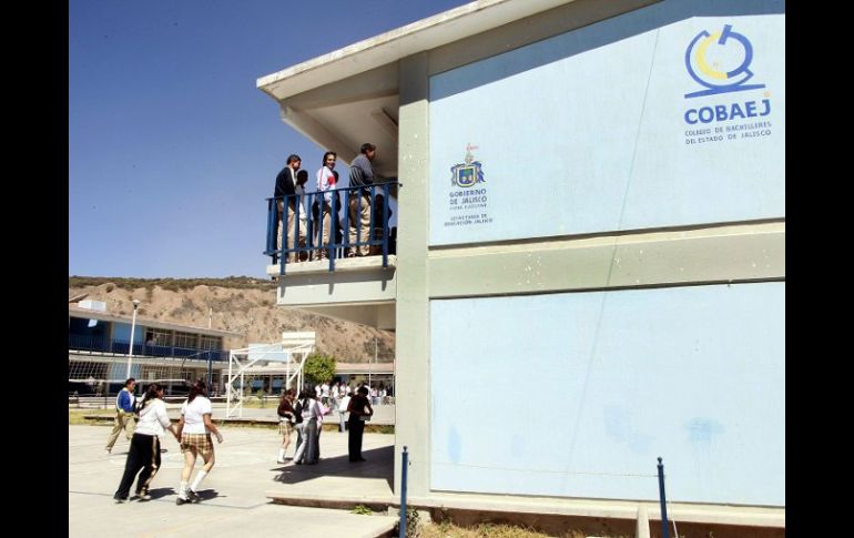 Los académicos del COBAEJ reportan haber sufrido agresiones por parte de los directivos de la institución. ARCHIVO  /