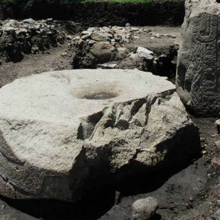 INAH descubre altar precolombino en Morelos