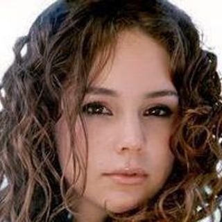 Camila Sodi niega lanzar disco con éxitos de Thalía