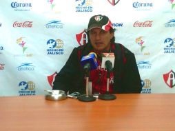 El técnico, Rubén Omar Romano, durante conferencia de prensa. R. VELÁZQUEZ  /