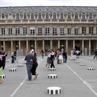 Parisinos organizan 'milongas ilegales'