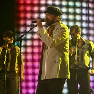 Juan Luis Guerra inicia su gira mundial 'AsondeGuerra' en Puerto Rico