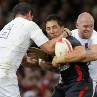 Gales se queda sin Gavin Henson para mundial de rugby
