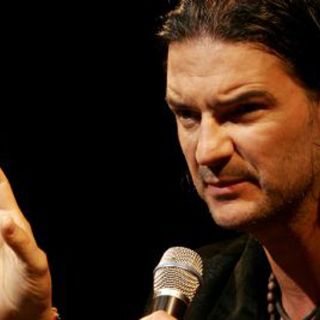 Ricardo Arjona habla de las partes ingratas del amor