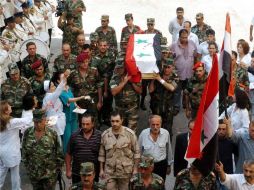 Los enfrentamientos entre el Ejército sirio y los manifestantes han cobrado la vida de miles de personas en Siria. EFE  /