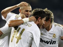 Jugadores del Real Madrid, durante primer patiro oficial de la Super Copa de España contra Barcelona. EFE  /