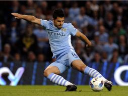 Actuación espacial para el Manchester City estelarizada por el pase de Agüero. REUTERS  /