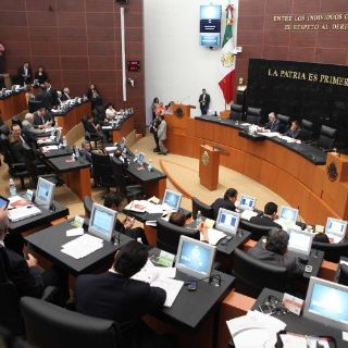 Blake, Espinosa y Poiré comparecerán ante el Congreso
