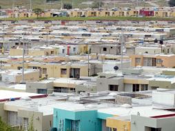 El alcalde de Tlajomulco señaló que no se debe continuar en la práctica de generar casas cada vez más pequeñas y “amontonadas”. ARCHIVO  /