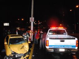 En la foto, vehículo Seat, Ibiza, tras el accidente. O. RUVALCABA  /