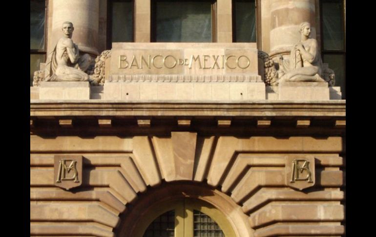 Las nuevas reglas para los bancos no significan un endurecimiento en la regulación para otorgar préstamos. ARCHIVO  /