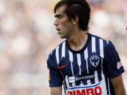 El jugador de Rayados, César Delgado, se prepara para el duelo ante Chivas donde enfrentará cara a cara con Marco Fabián. MEXSPORT  /