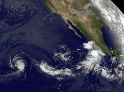 Investigan sobre las tormentas solares que pueden dañar satélites y causar fallos en las comunicaciones. AFP  /