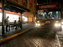 Las 46 unidades que presten el servicio de transporte nocturno contarían con sistemas de videovigilancia. A. HINOJOSA  /