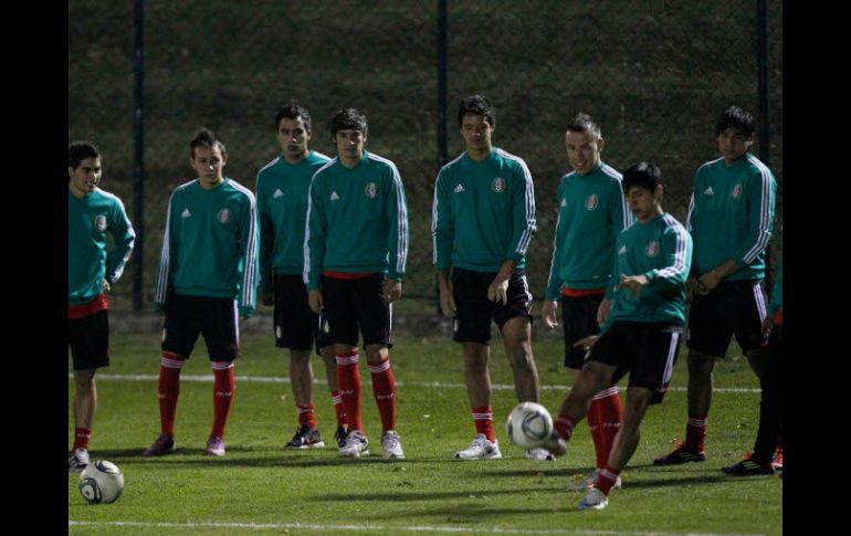 Los jugadores de la Selección mexicana Sub-20, durante sesión de entrenamiento previo al encuentro con Francia. AP  /