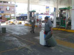 En más de 50 estaciones de servicio se suspendió el servicio. EL UNIVERSAL  /
