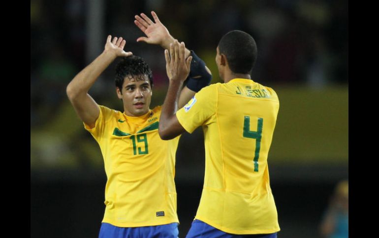 El jugador de la selección de Brasil Henrique celebra tras la victoria ante México el pasado miércoles. EFE  /