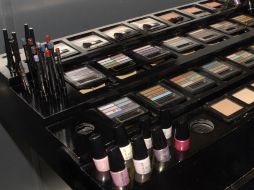 Productos como los cosméticos tienen amplia demanda. ARCHIVO  /