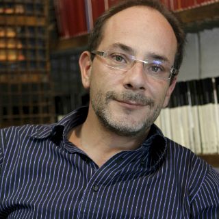 Ignacio Padilla califica de estimulante el haber recibido el premio 'La otra orilla''