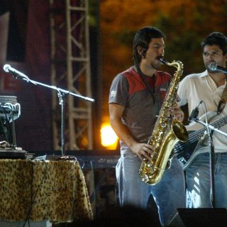 Troker se sube al ''Automóvil gris''