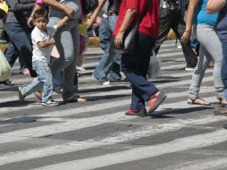 El cruce de las Avenidas Juárez y 16 de Septiembre volverían a estar fuera de circulación para los transeúntes. A. GARCÍA  /